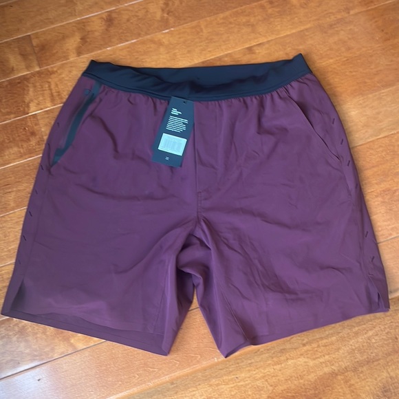 NWT Ten Thousand Maroon Interval Short (Liner) 7" Size Large & Extra Large - Picture 5 of 5